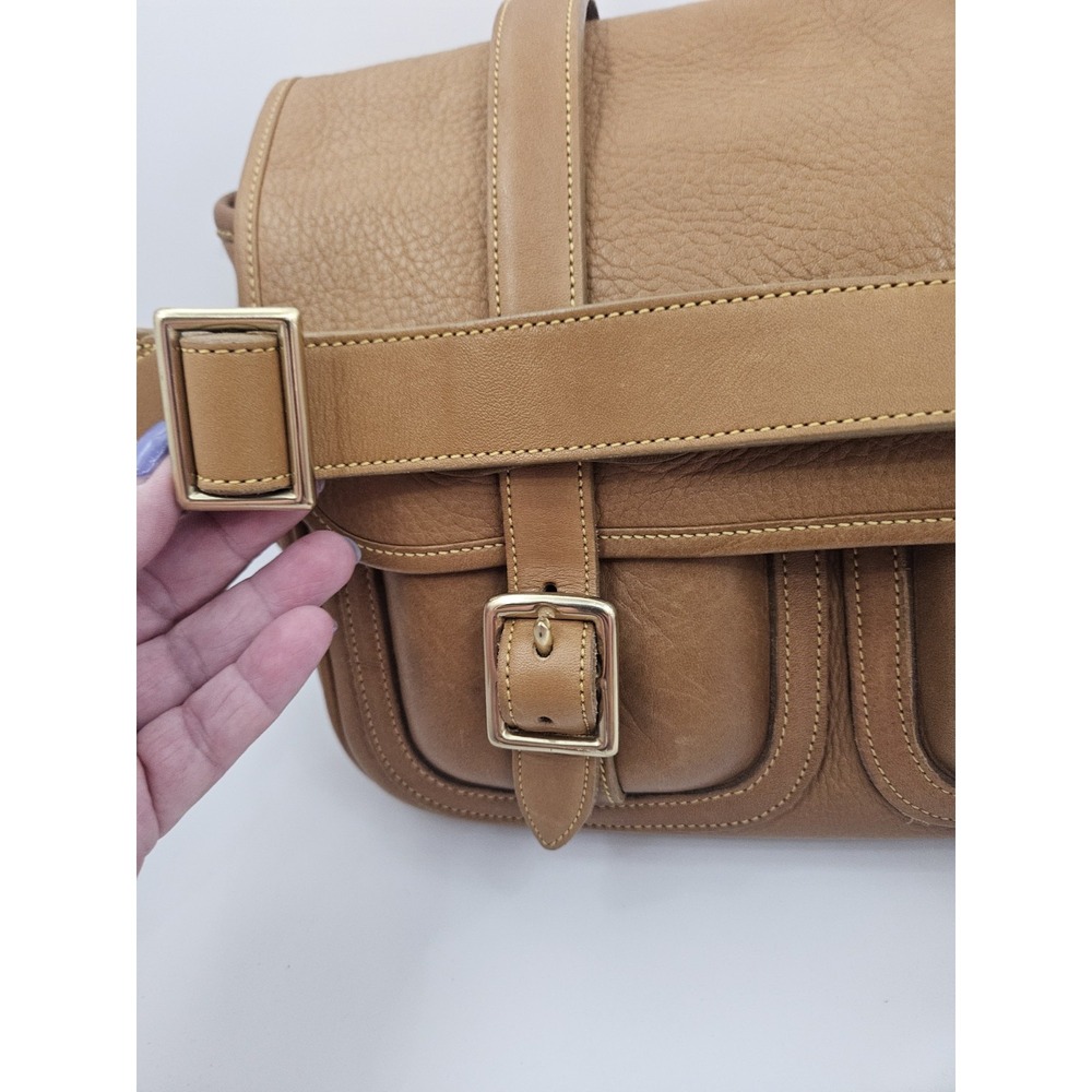 Vintage Dooney & Bourke Honey Pebbled Leather Shoulder Bag U109. - Picture 9 of 15